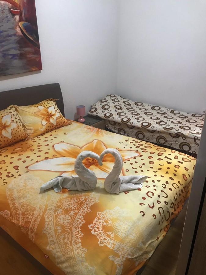 Jovana -- Porodicni Apartmani Igalo Herceg Novi Ngoại thất bức ảnh