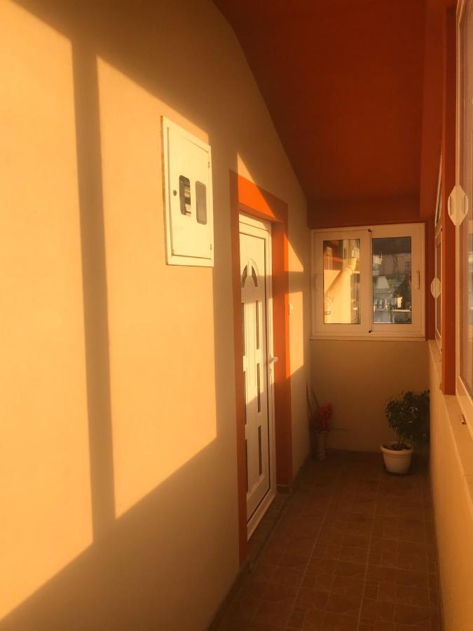 Jovana -- Porodicni Apartmani Igalo Herceg Novi Ngoại thất bức ảnh