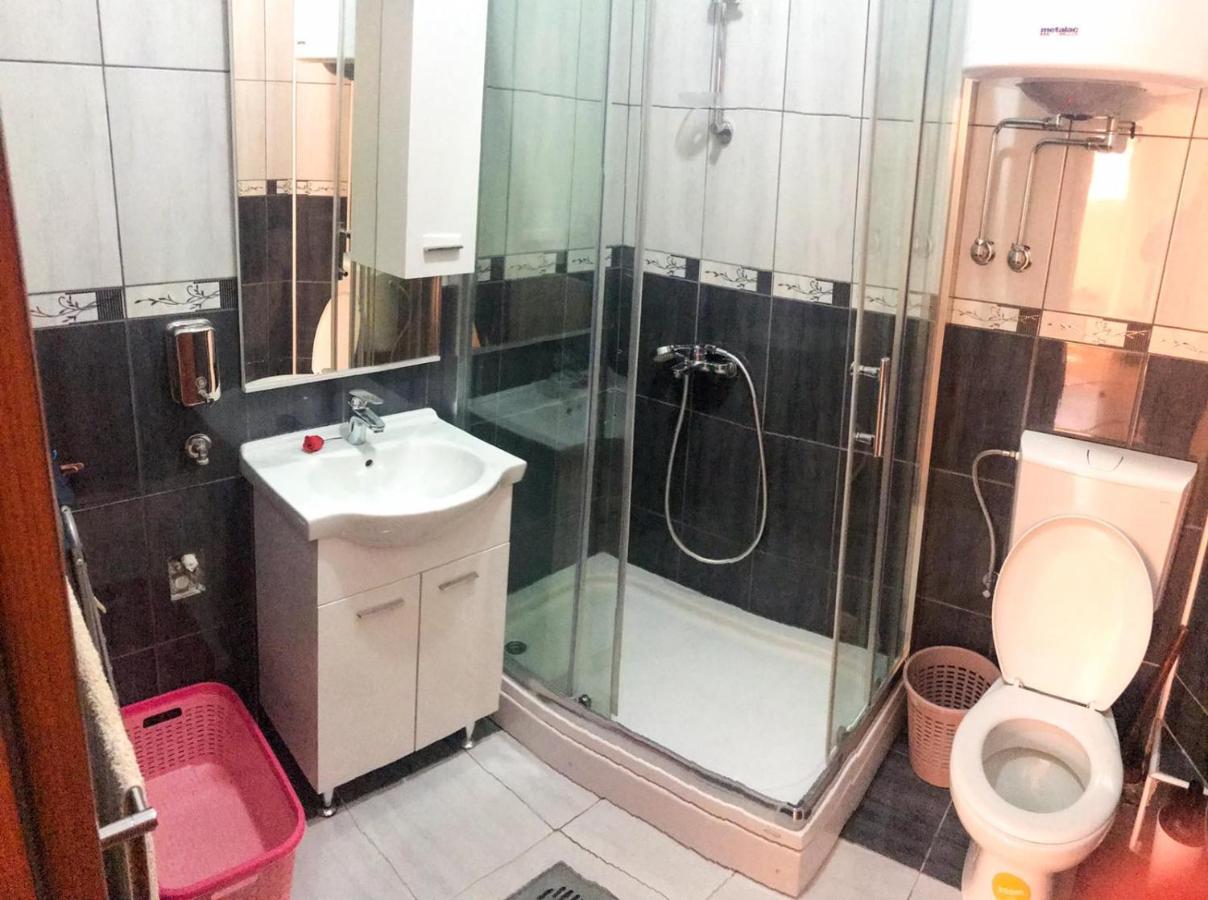 Jovana -- Porodicni Apartmani Igalo Herceg Novi Ngoại thất bức ảnh