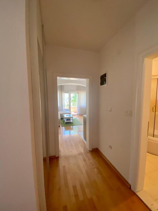Jovana -- Porodicni Apartmani Igalo Herceg Novi Ngoại thất bức ảnh