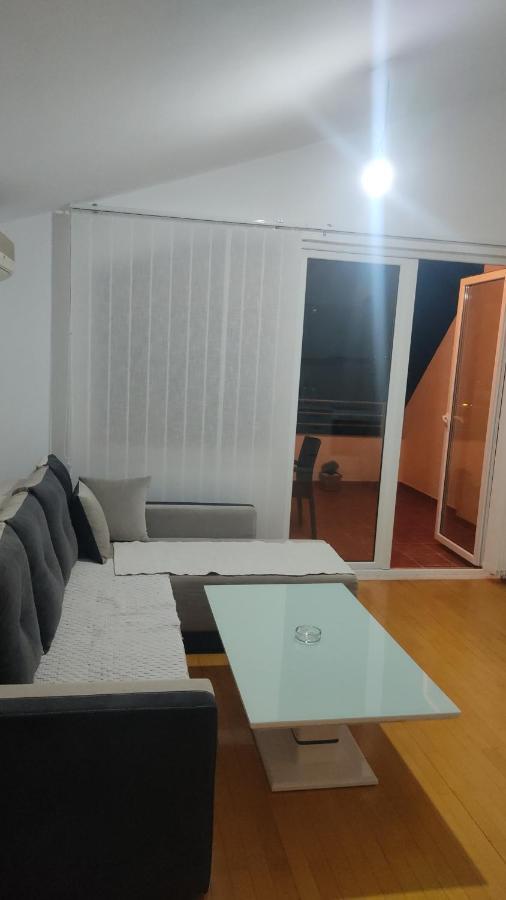 Jovana -- Porodicni Apartmani Igalo Herceg Novi Ngoại thất bức ảnh
